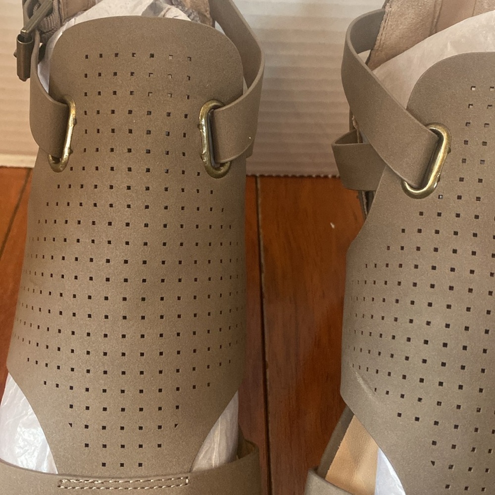 Women’s Market & Spruce Ryann Peep toe leather wedge back zip shoes  sz 9 new - Picture 3 of 8